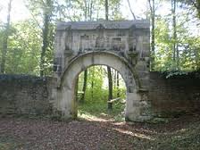R&eacute;sultat de recherche d'images pour "couvent notre dame de la garde for&ecirc;t Hez Froidmont"